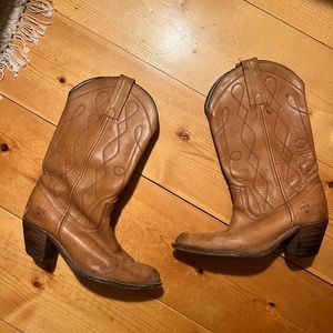 Vintage Light Tan Frye Cowgirl Boots